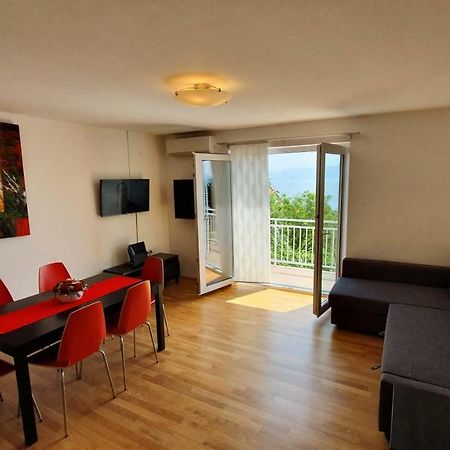 Apartment Bella Mare Novi Vinodolski Kültér fotó