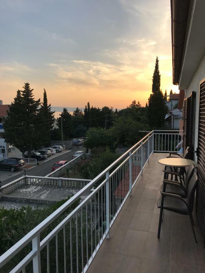 Apartment Bella Mare Novi Vinodolski Kültér fotó